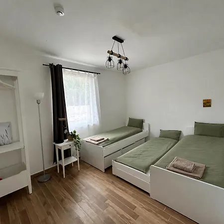 A Napos Oldal Vendeghaz Vakantiehuis *